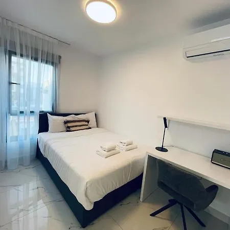 Amazing In New Building Apartment *